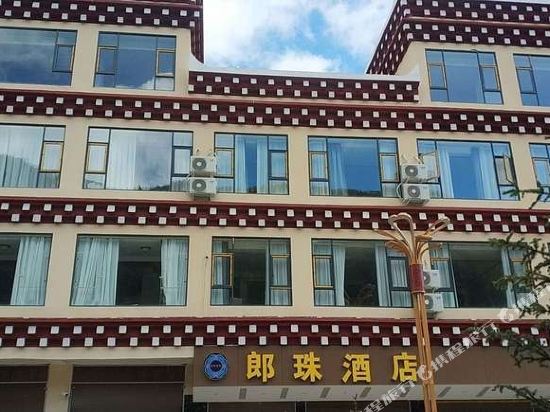 Daofu Langzhu Hotel in Ganzi, People's Republic of China