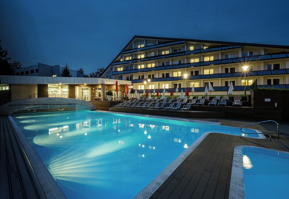 Hotel Jezerka — hotel in Sec