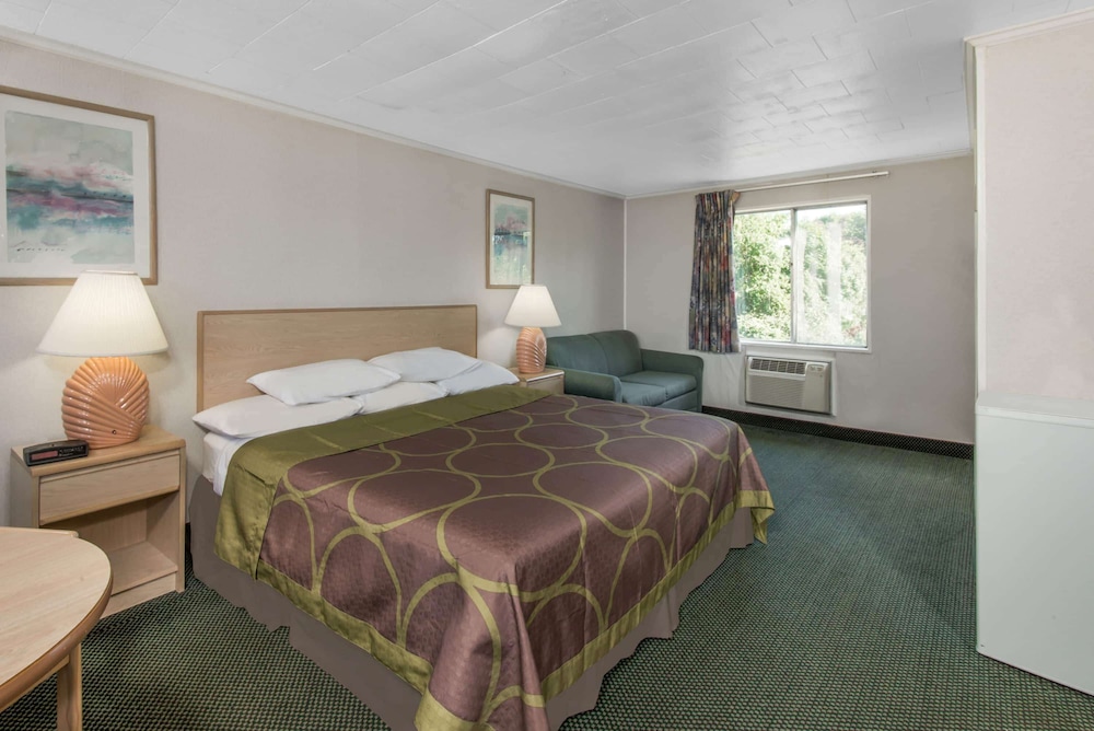 Super 8 By Wyndham W Yarmouth Hyannis Cape Cod - photo 12