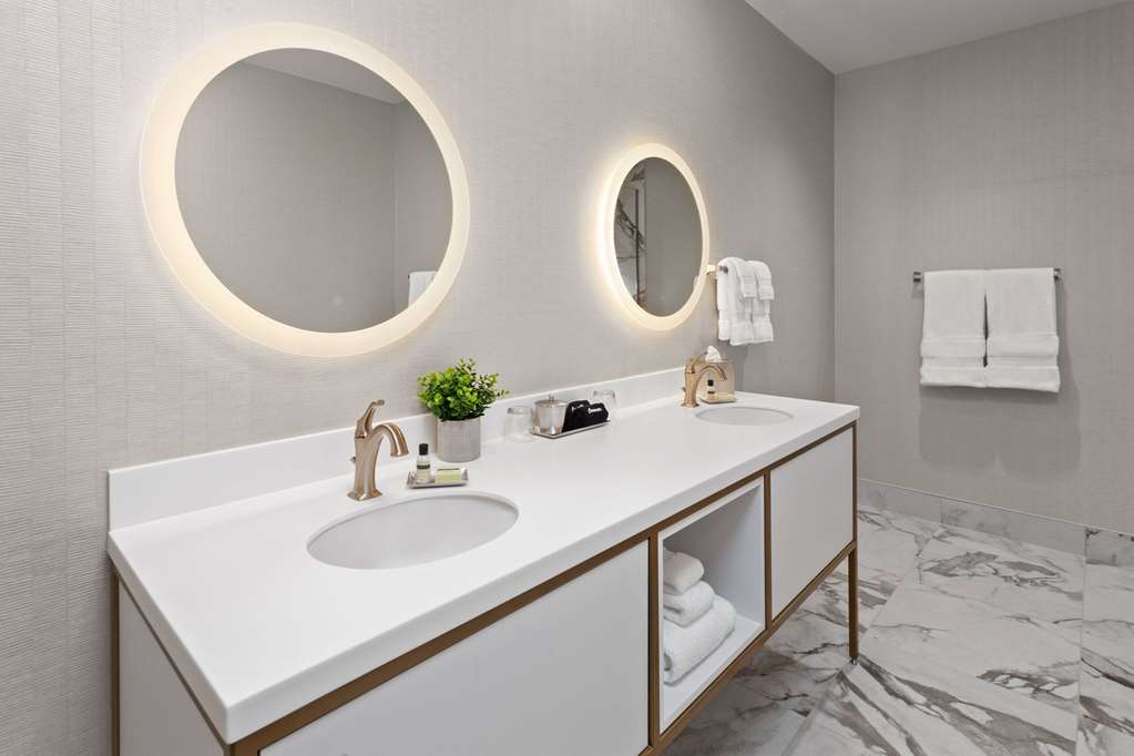 Legacy Hotel Trademark Collection By Wyndham - photo 7