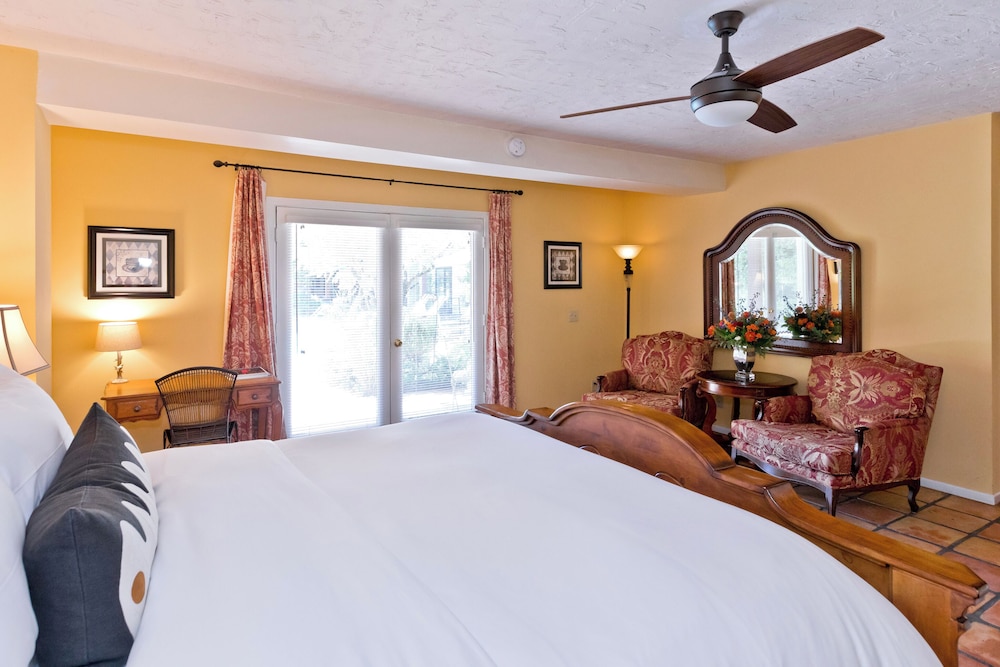 La Maison Hotel - photo 22