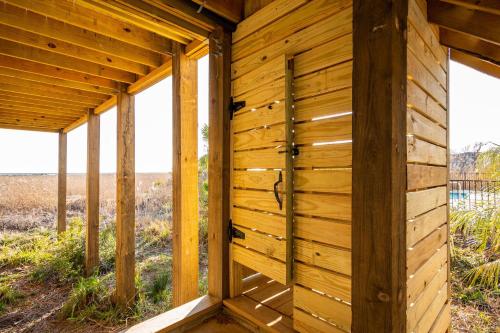 Ocean Wind by Oak Island Accommodations - photo 6