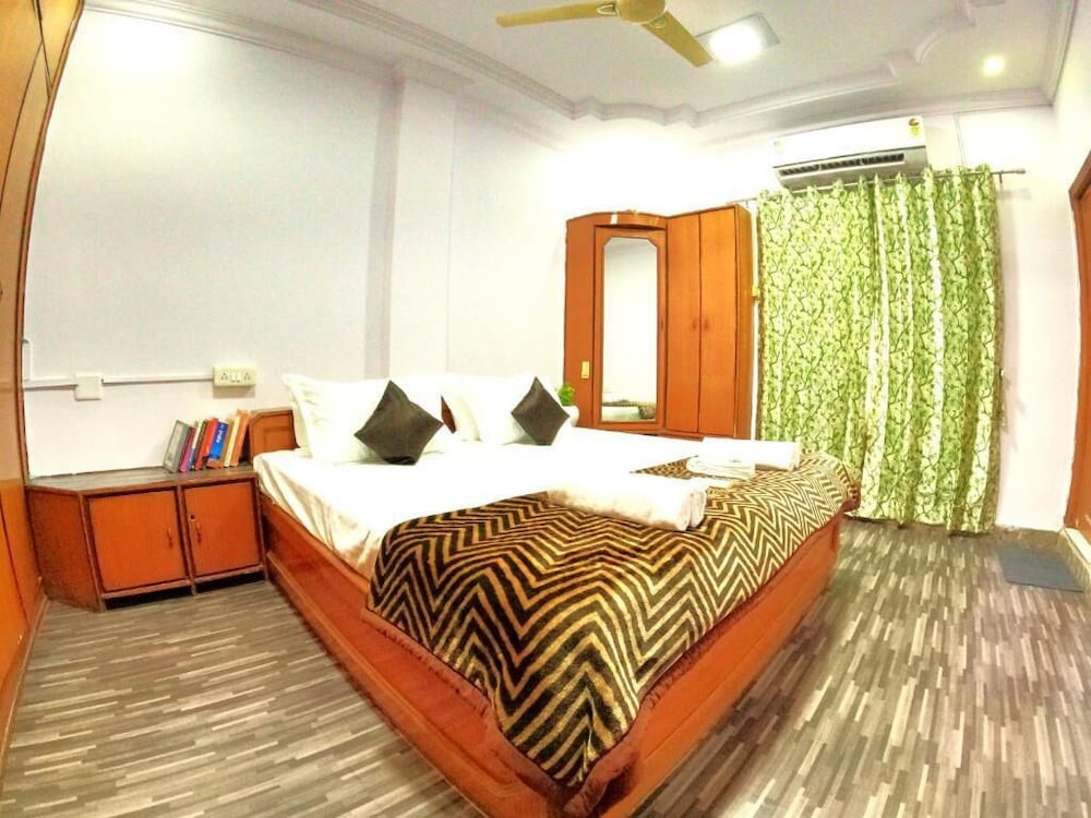 Hotel Nomadic - carbon neutral hotel in Udaipur