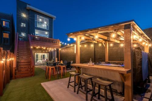 The Rickhouse Elegance Fun Wrapped In One — Louisville