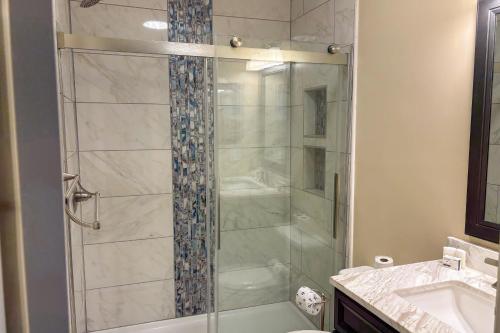 Ocean Forest Villas E 308 — 4-Star Luxury Hotel in Myrtle Beach, United States