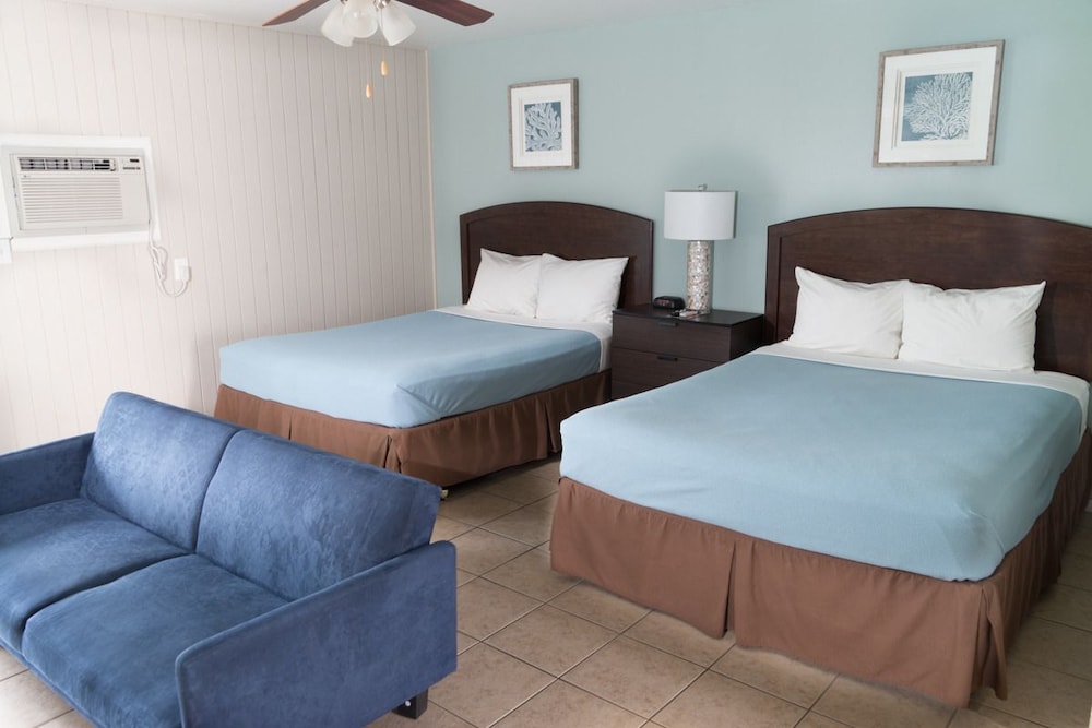 Ocean Villa Inn - photo 9