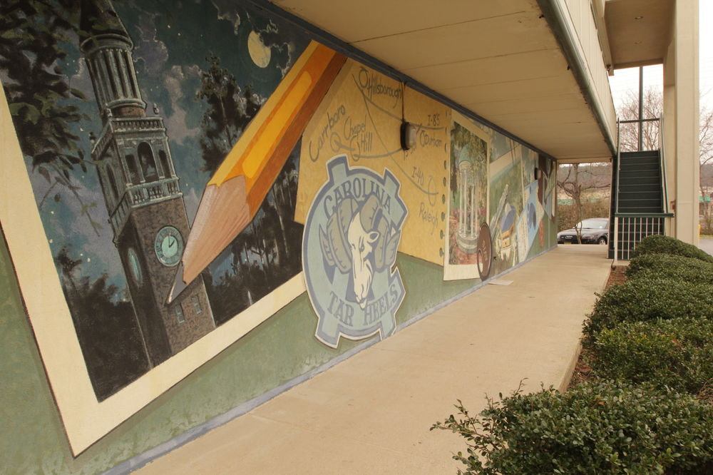 Chapel Hill University Inn - photo 41