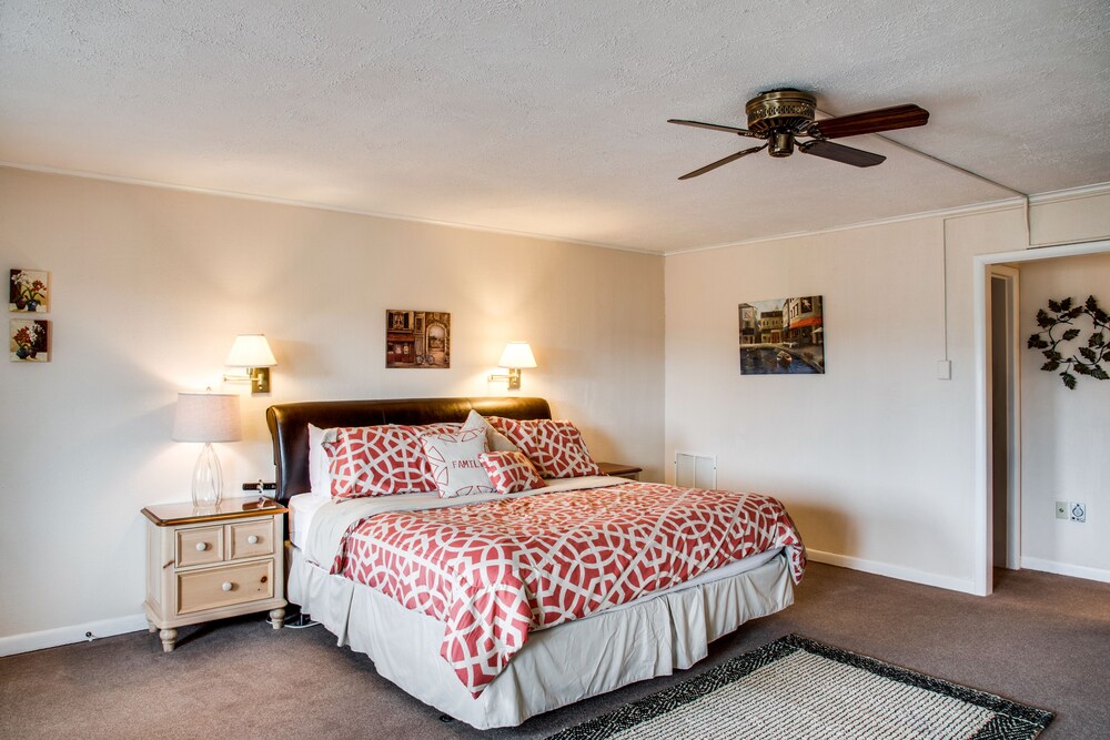 Cliff Dwellers Inn - photo 17