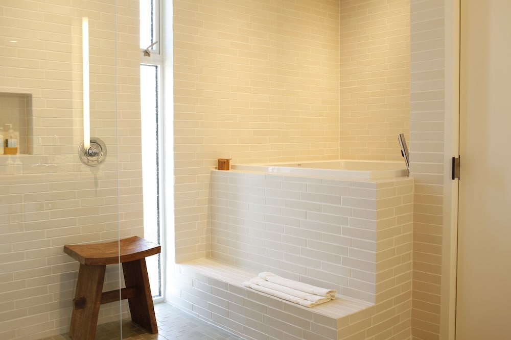 H2Hotel - photo 12