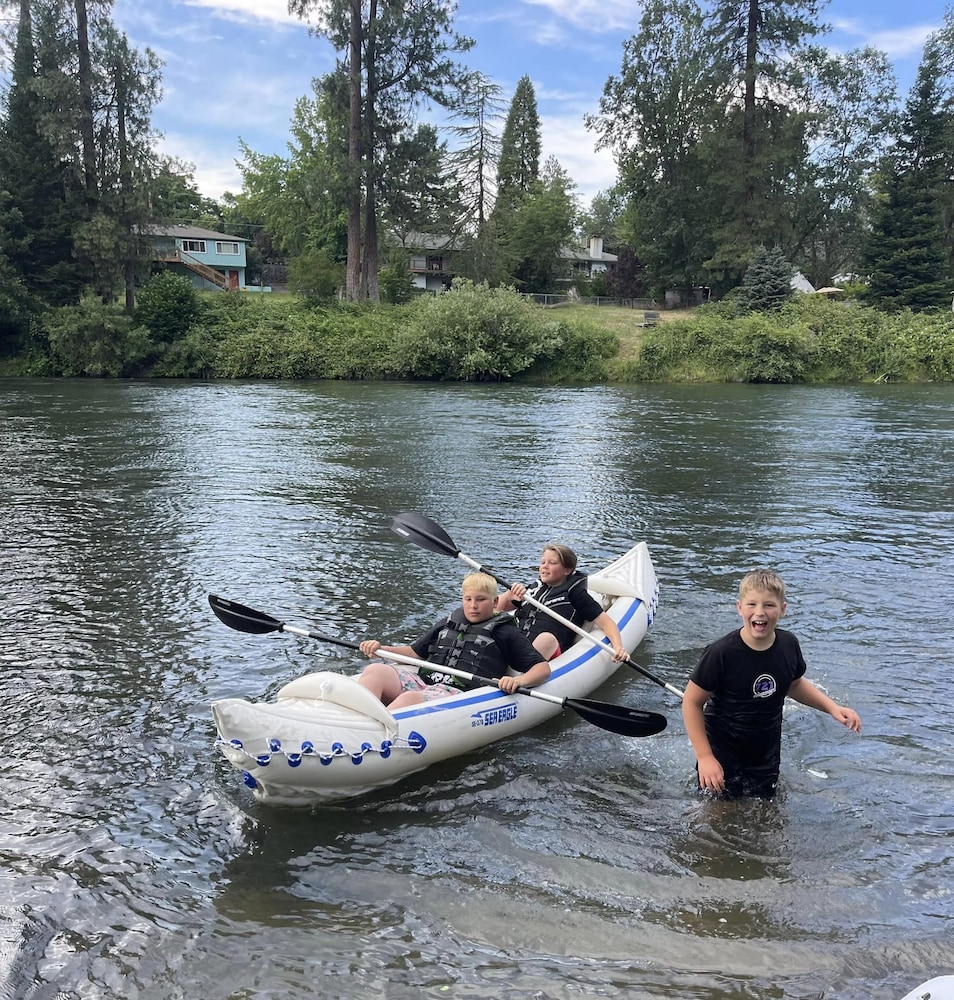 Rogue River Resort - photo 23