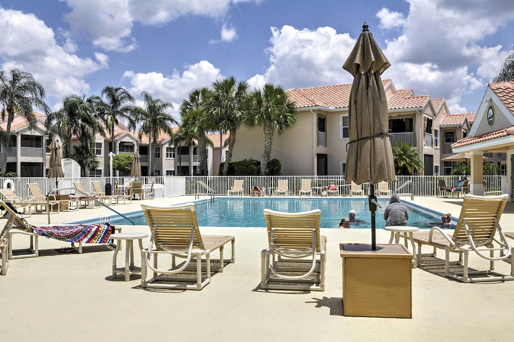 Sunny Port St Lucie Condo Golf Swim And Unwind 17921376 — Carlton