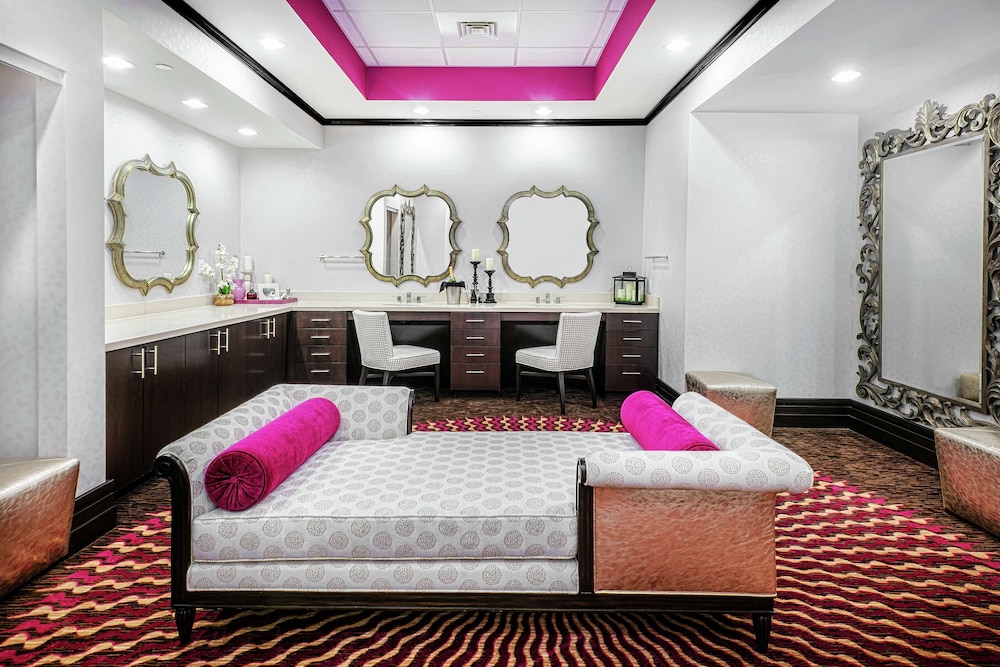 Hilton Garden Inn Victoria - photo 31