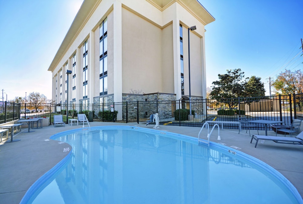 Hampton Inn Athens - photo 26