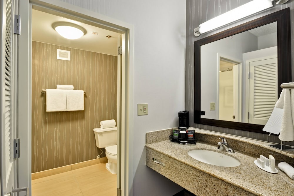 Courtyard by Marriott Dallas Medical Market Center - photo 12