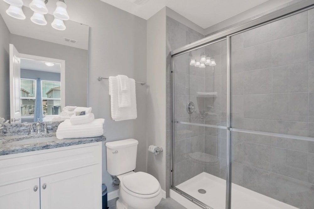 5 Bed With Fantastic Game Room In Fun Resort 5 Bedroom Townhouse by RedAwning - photo 28
