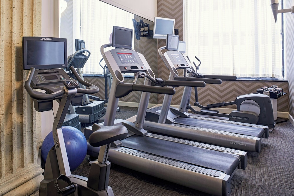 Residence Inn by Marriott Columbus Downtown - photo 12
