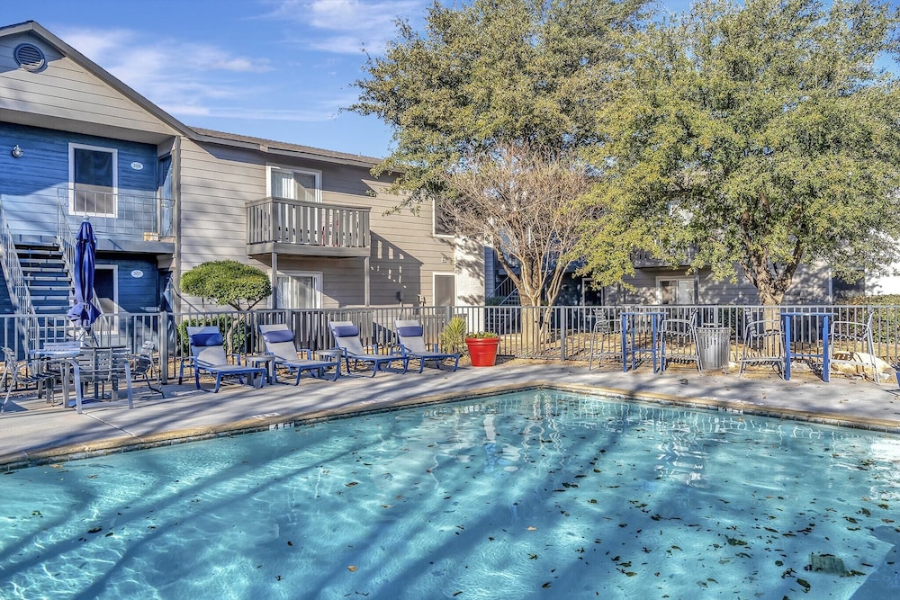 Relaxing Quaint 1BR in Heart of Midland - photo 26