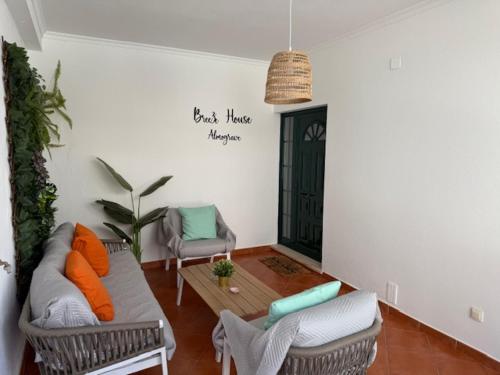 Breeze House Almograve Casa De Ferias T4 21794195 — Almograve