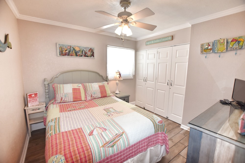 0801 Waters Edge Resort condo - photo 6