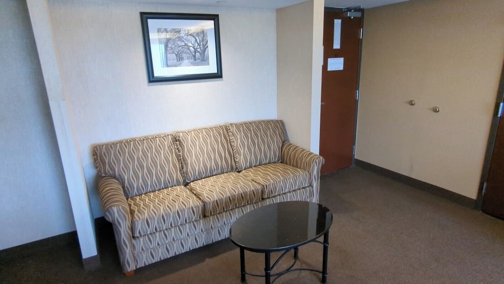 Hotel Lotus Kansas City Merriam - photo 8