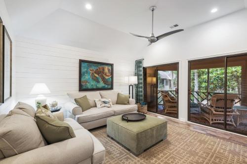 4816 Turtle Cove Villa by Akers Ellis Rentals — 4-Star Luxury Hotel in Kiawah Island, United States