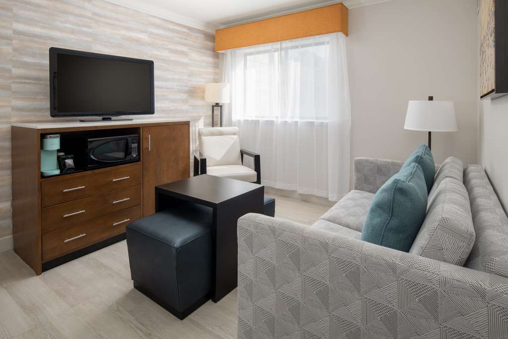 Best Western Plus All Suites Inn - photo 49