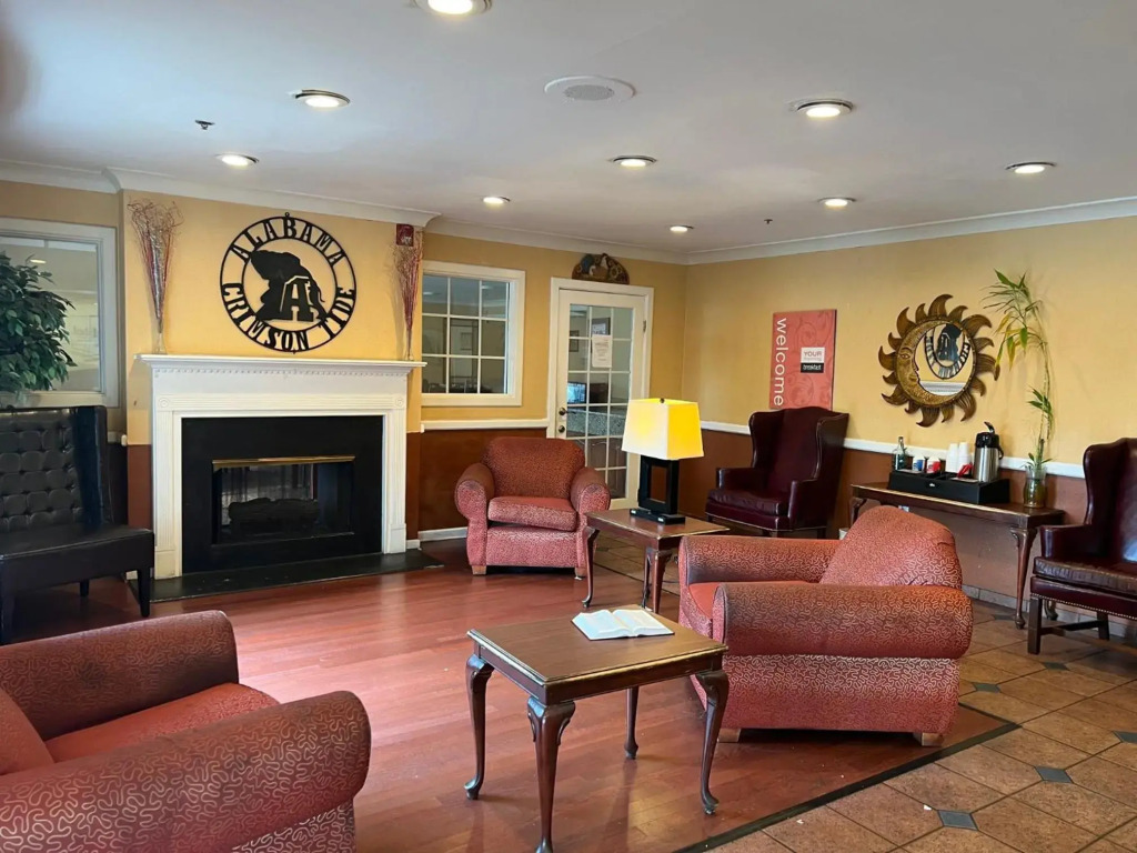 America's Best Inn Of Fairfield Birmingham - photo 16