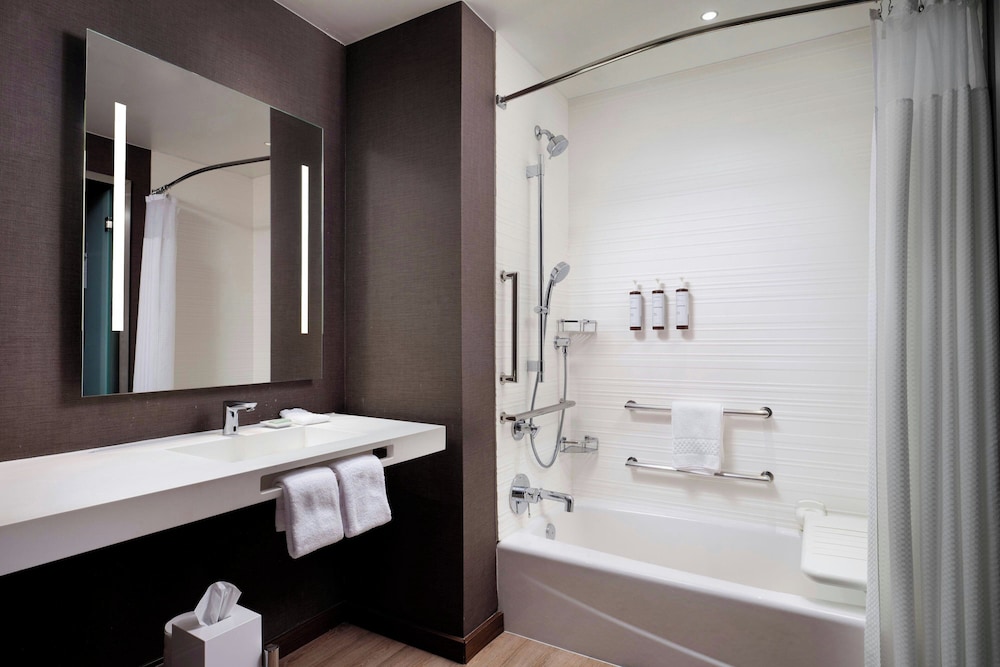AC Hotel by Marriott Dallas Downtown - photo 23