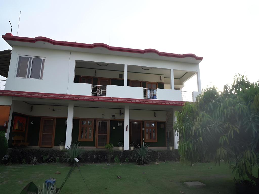 Jungle Heritage Resort — Palia Kalan — photo 2