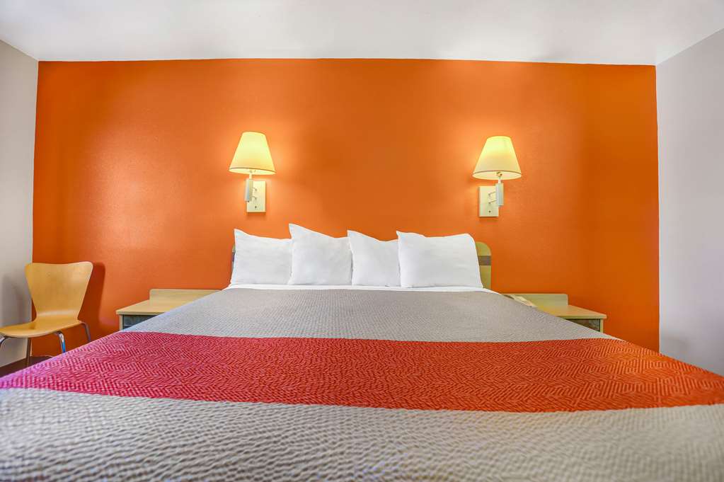 Motel 6 Espanola NM - photo 10