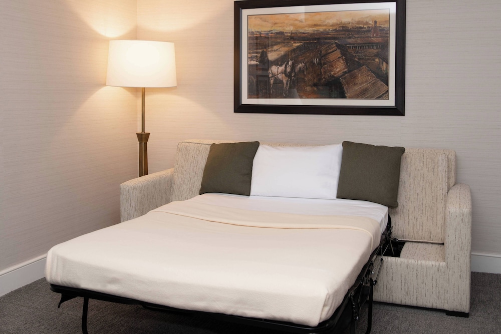 Marriott Syracuse Downtown - photo 13