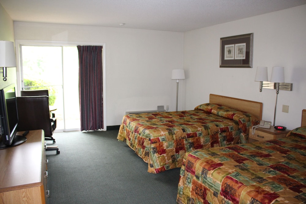 Hometown Inn Virginia - photo 4