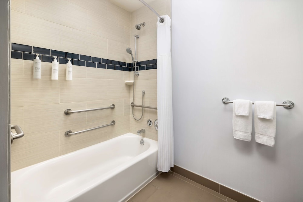 Hilton Garden Inn Palo Alto - photo 26