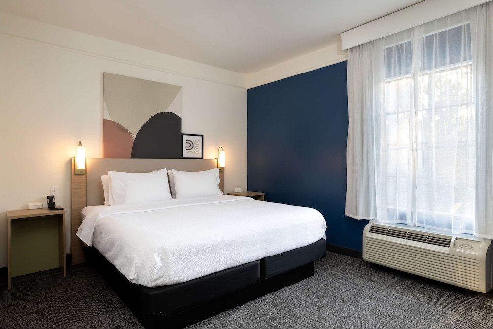 Spark by Hilton Savannah Airport - photo 12