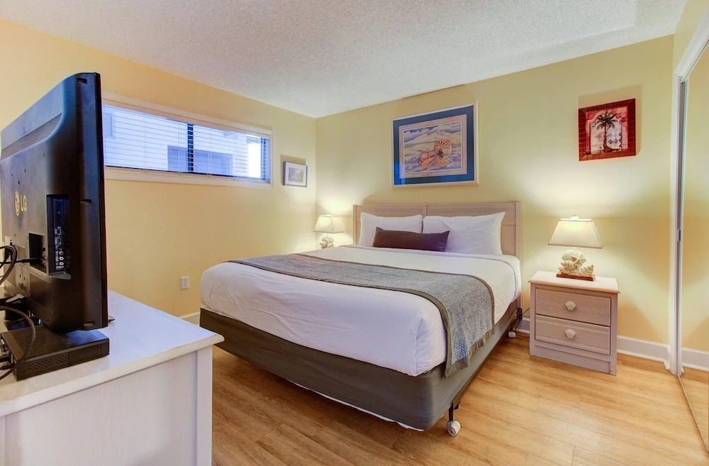 0208 Tiki Tower by Atlantic Towers — hotel in Carolina Beach