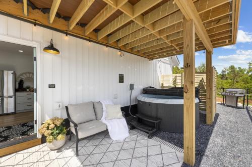 Peak Retreat Private Luxury A Frame for Couples — Afton — photo 4