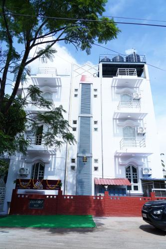 Meridian Rooms and Service Apartment — 4-Star Luxury Hotel in Mysore, India
