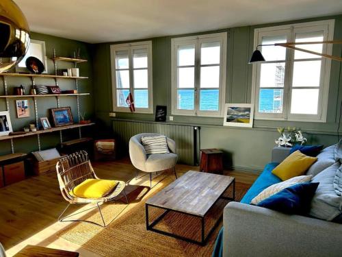 Vue Mer 76 Sunset in Etretat, France