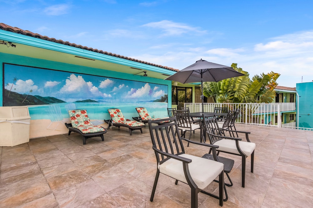 Ocean Reef Hotel - photo 27