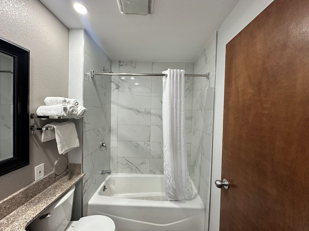 Motel 6 Lebec CA - photo 19