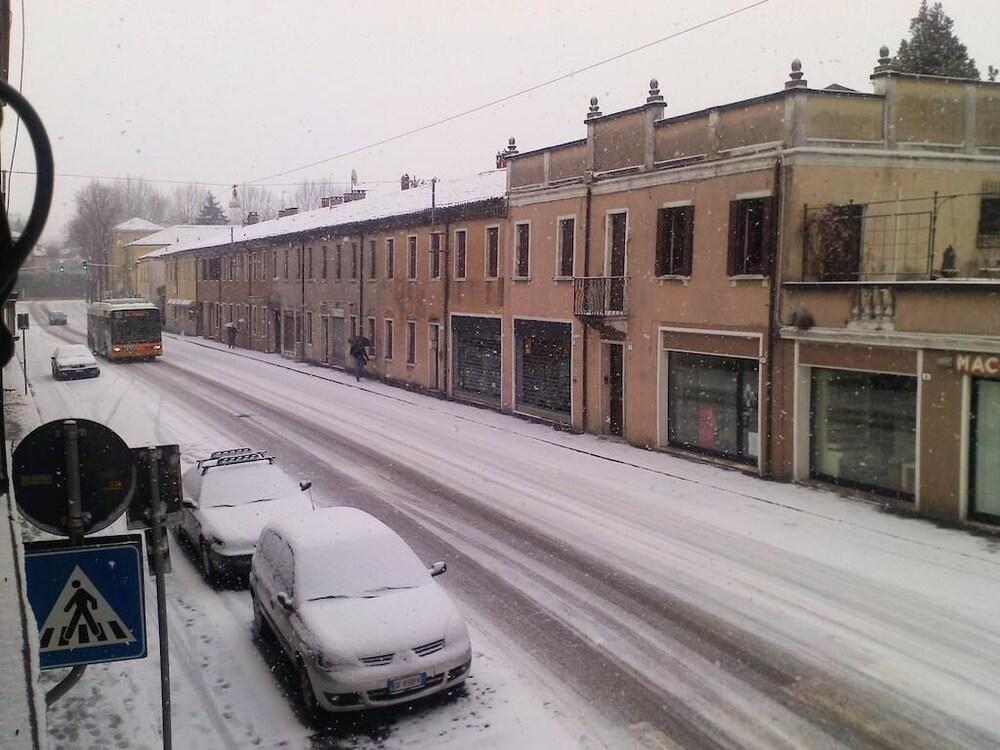 Alloggi e Camere All’ombra di S.Giustina Centro Padova in Padova, Italy
