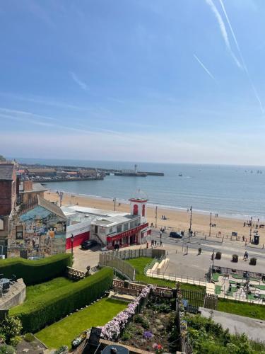 Lighthouse View Amazing sea and beach view Free Sky TV including Sports and Movies Fast WIFI Free Private Parking
