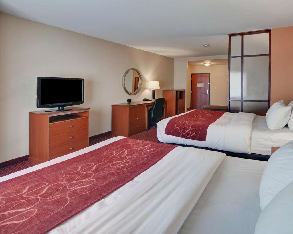 Quality Suites Near Cedar Creek Lake - photo 13