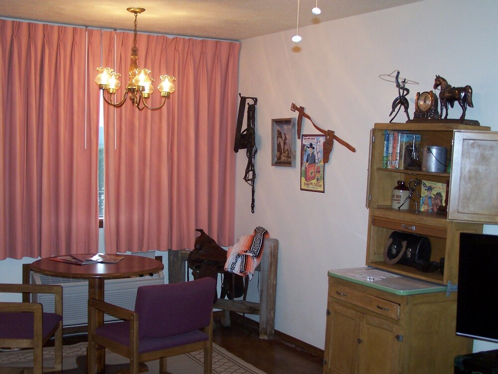 Pointe West Resort Motel - photo 12