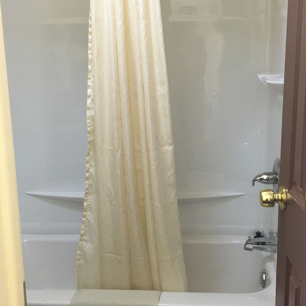 Guest House Motel - photo 18