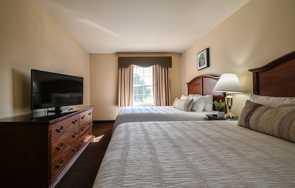 Four Seasons Island Resort - photo 105