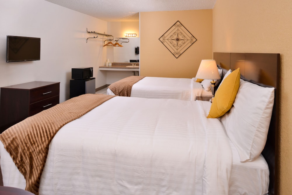 Red Carpet Inn Battleboro - photo 11