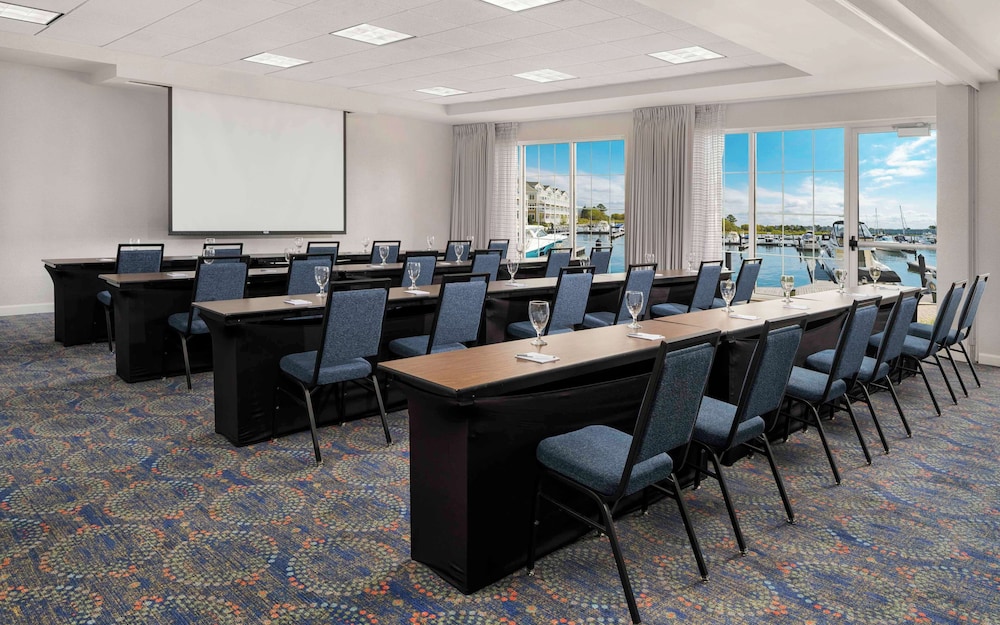 Hilton Garden Inn Kent Island Marina - photo 31