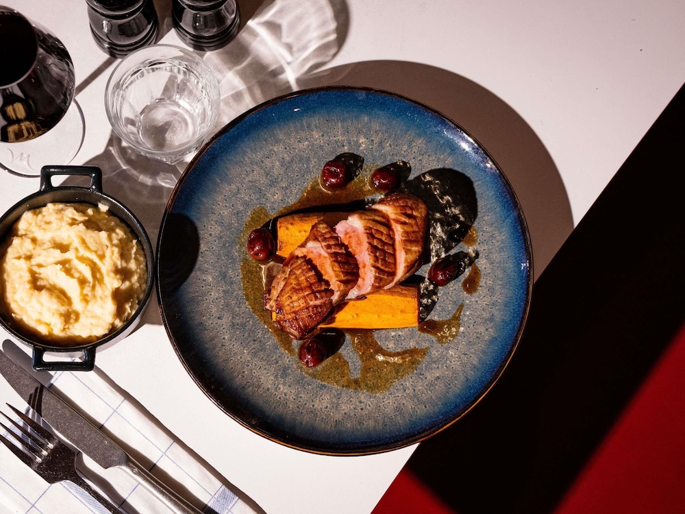 מזון ומשקאות