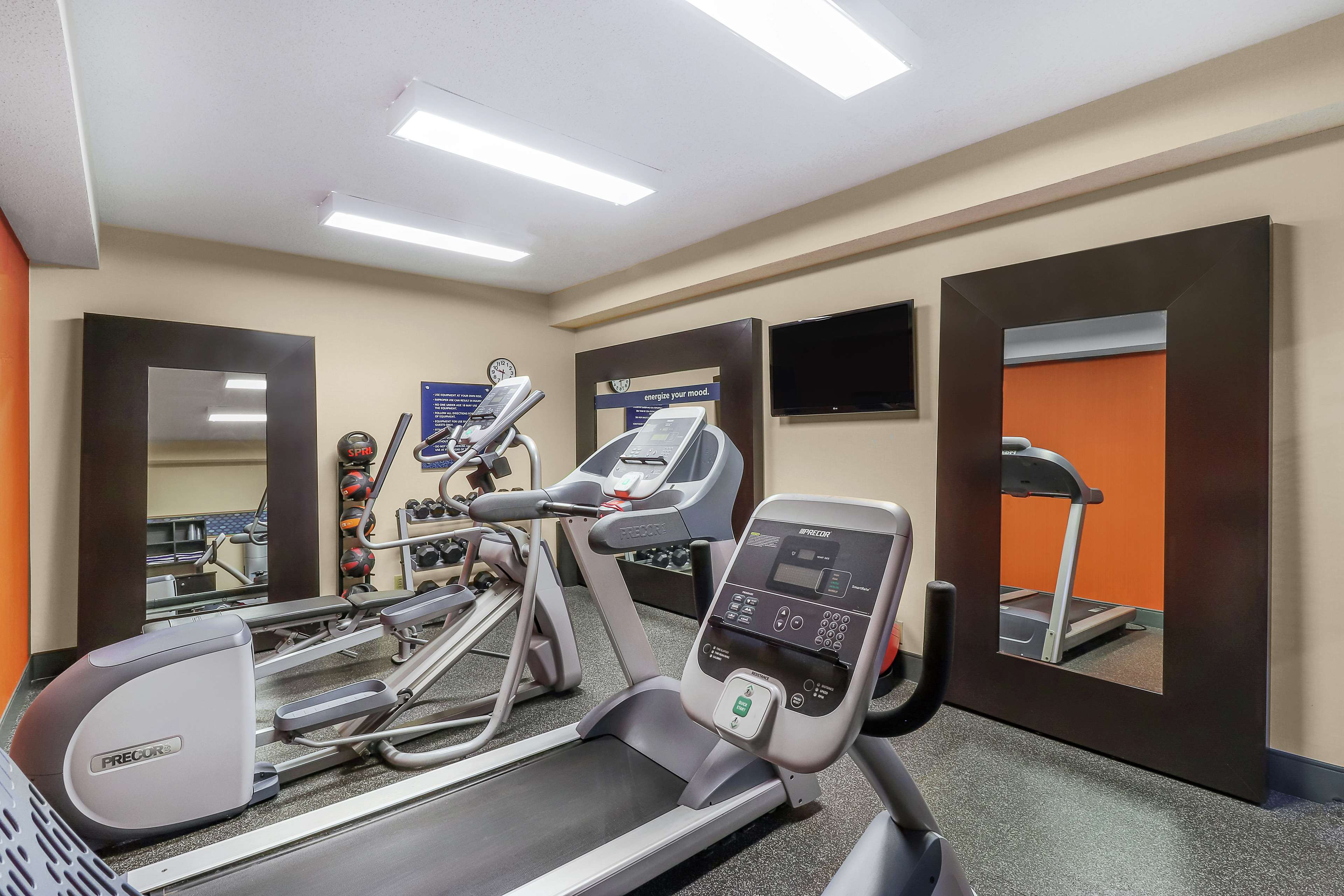 Hampton Inn Heath Newark - photo 14